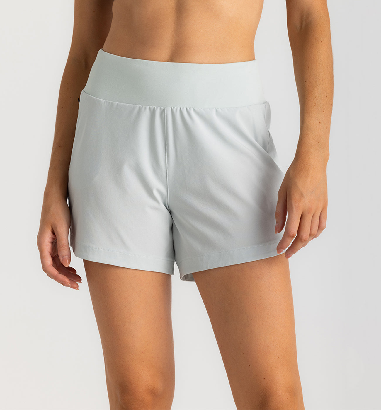 Women's Bamboo-Lined Active Breeze Short – 5" - Sky Gray